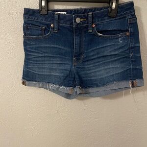 Gap shorts